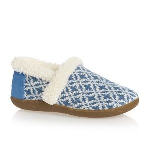 TOMS Blue Fair Isle Youth Slippers